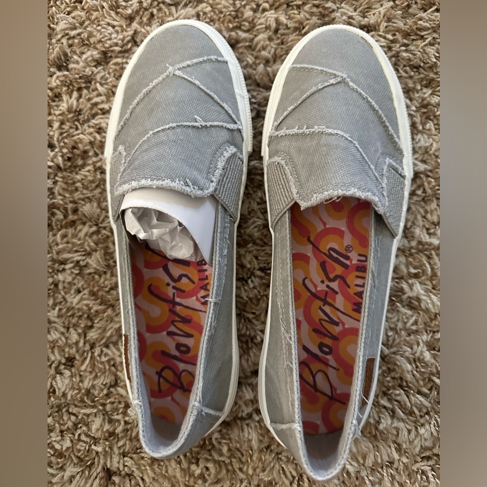 Blowfish Allie sneakers in light grey